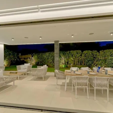 Villa New Modern Luxu Luxury New Modern Pue