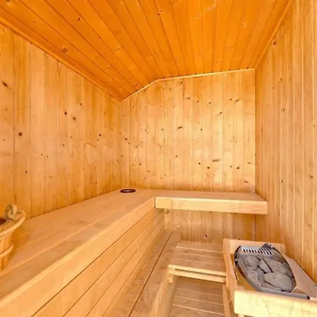 Villa New Modern Luxu Luxury New Modern Pue