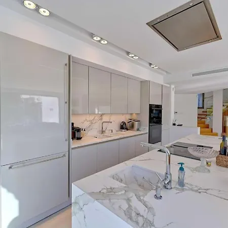 Villa New Modern Luxu Luxury New Modern Pue *