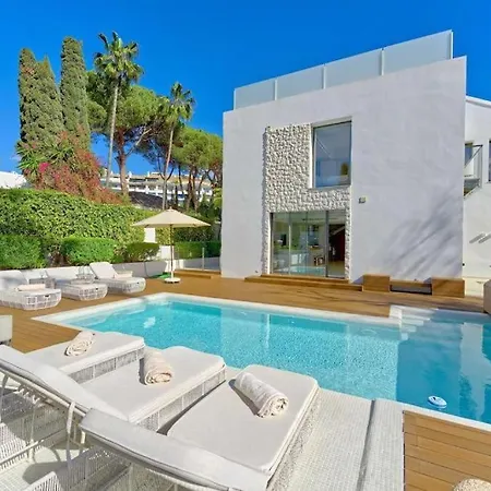 New Modern Luxu Luxury New Modern Pue Villa