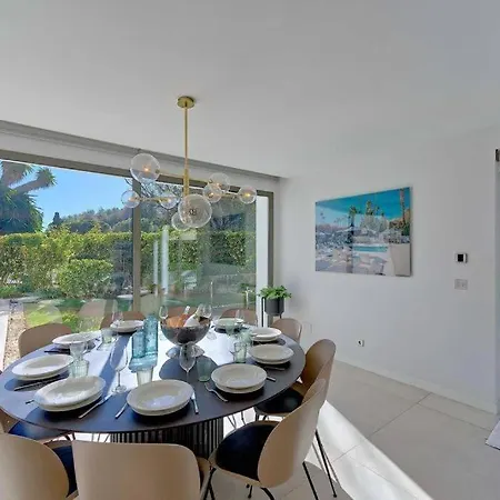 Villa New Modern Luxu Luxury New Modern Pue *