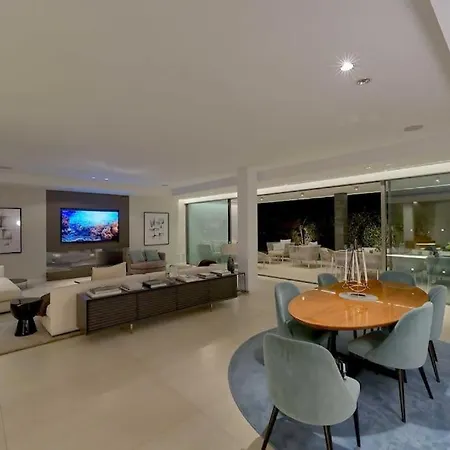 New Modern Luxu Luxury New Modern Pue Villa